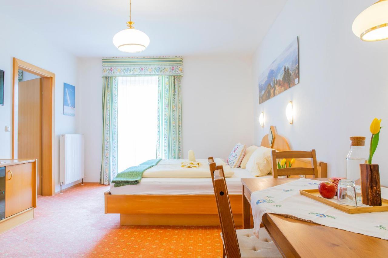 Hotel Garni Weberhausl Strobl Exterior photo